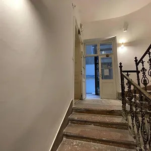 Paulay Apartment Budapest